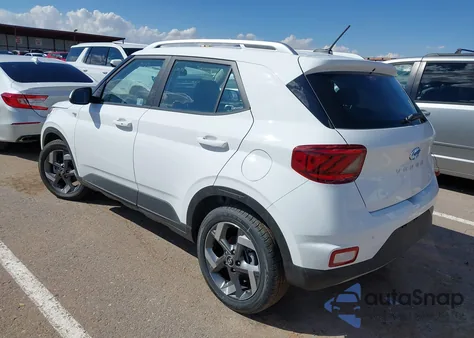 2025 Hyundai Venue Sel z USA, uszkodzony, nr VIN KMHRC8A37SU387675